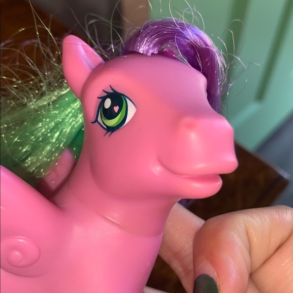 Official My Little Pony Toy - official brand logo on hoof - Picture 6 of 6